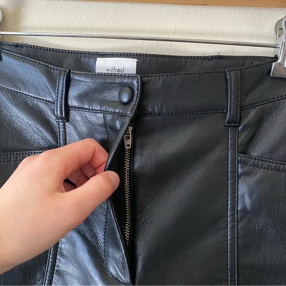 Aritzia Wilfred Rebel Pant High-waisted Vegan Leather pants